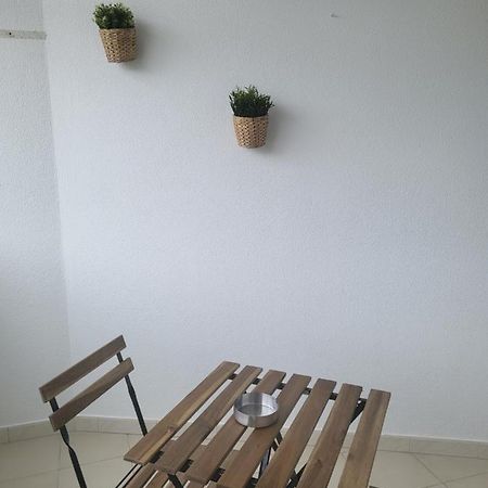Byhouse Curros Enriquez סאריה מראה חיצוני תמונה